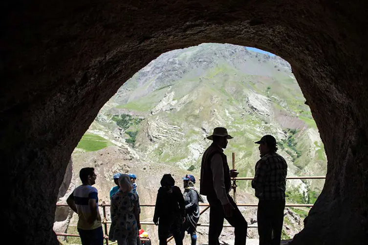 یک روز خوب ساختنی است نه آمدنی ...